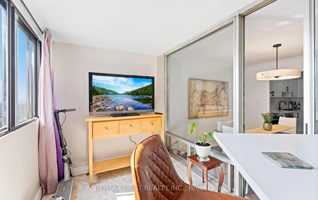 Additional image 17 of 5 Massey Sq Unit 2910