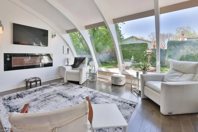 Additional image 9 of 35 Bowshelm Crt