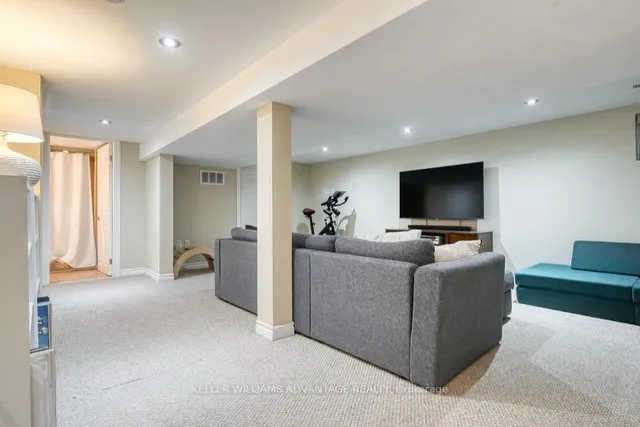 Additional image 39 of 180 Maplewood Ave