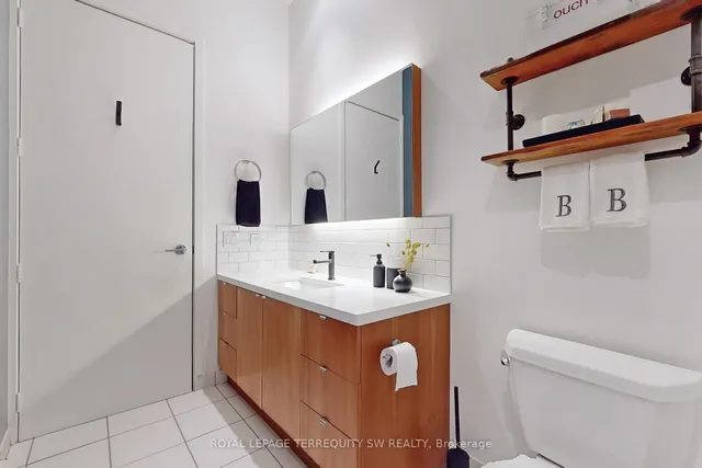 Additional image 19 of 43 Hanna Ave Unit 125