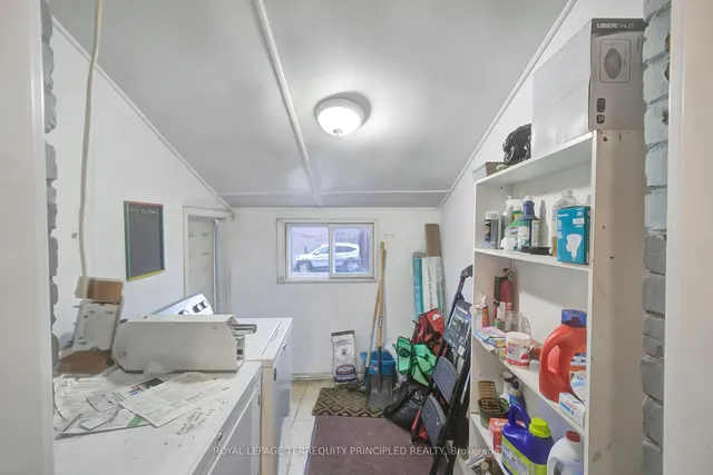 Additional image 33 of 106 Laughton Ave