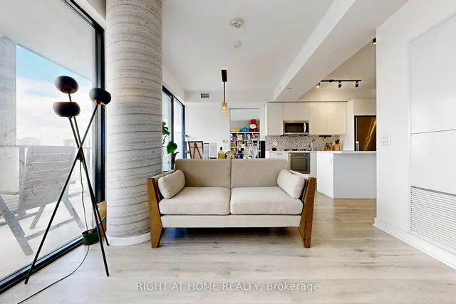 Additional image 33 of 55 Ontario St Unit 1601