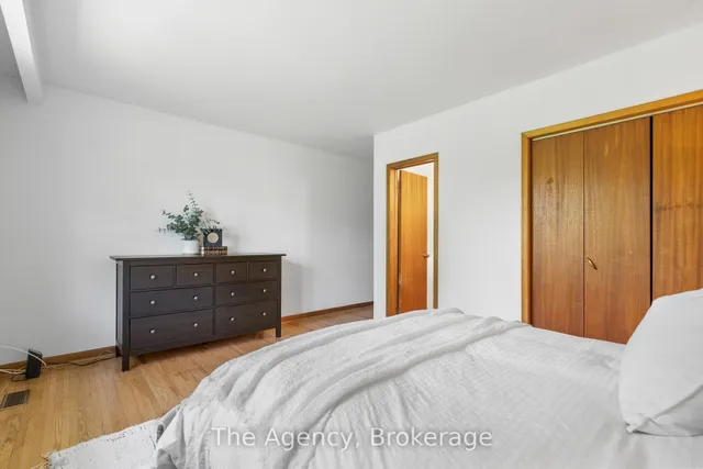 Additional image 8 of 30 Deanewood Cres