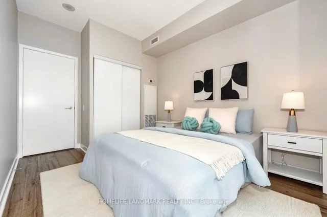 Additional image 23 of 33 Singer Crt Unit 1811