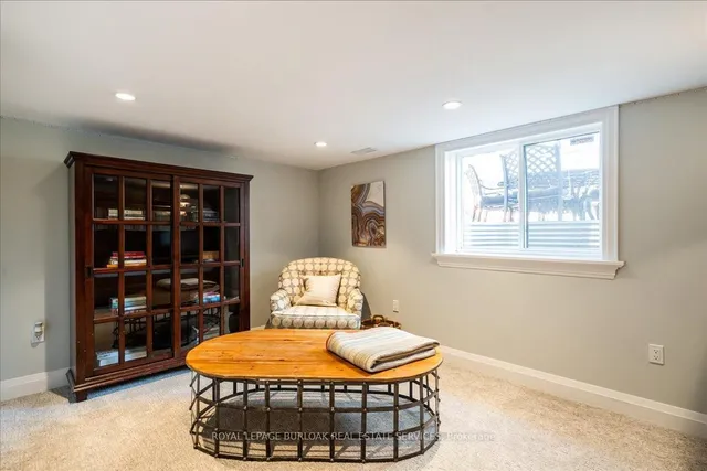 Additional image 30 of 573 Woodland Ave