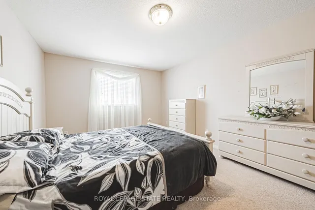 Additional image 31 of 148 Meadow Wood Cres