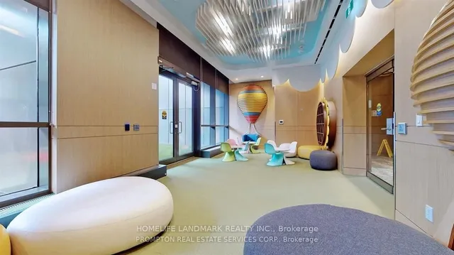 Additional image 3 of 17 Bathurst St Unit 3703