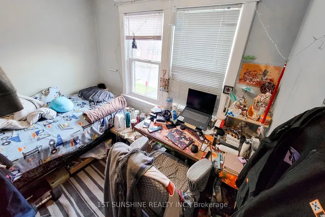 Additional image 16 of 63 Paisley Ave