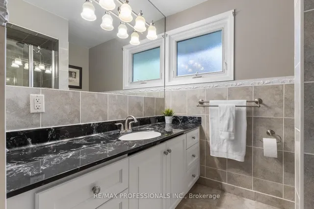 Additional image 27 of 15 Warrender Ave