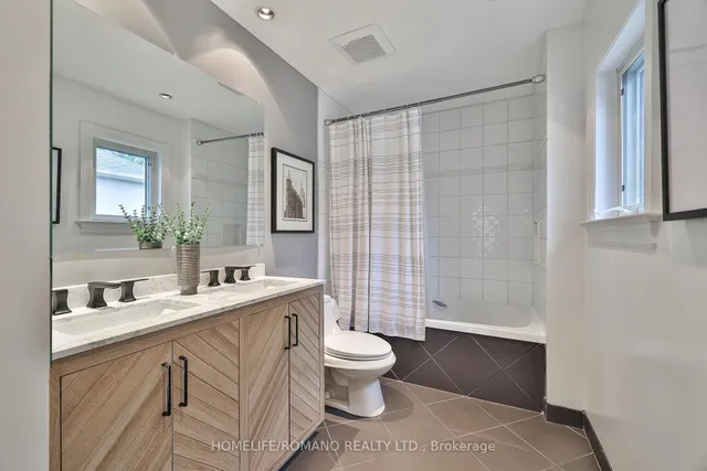 Additional image 30 of 542 Deloraine Ave