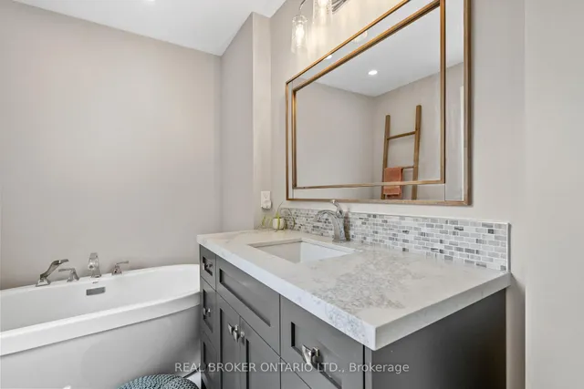 Additional image 37 of 92 Rawling Cres