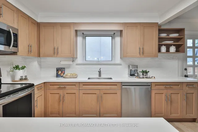 Additional image 15 of 542 Deloraine Ave