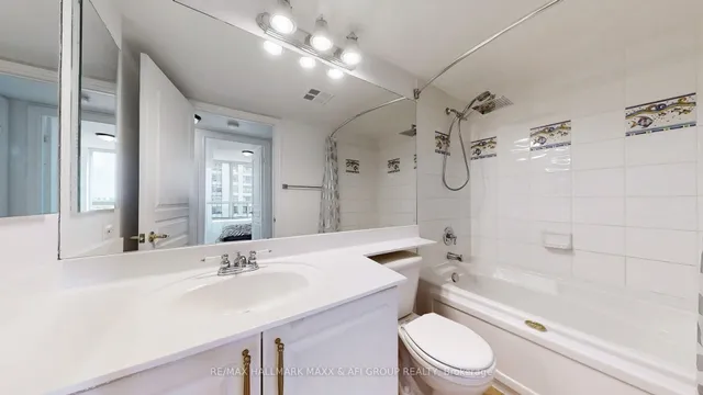 Additional image 18 of 5 NORTHTOWN Way Unit 707