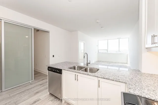 Additional image 9 of 1050 Main St Unit 1211