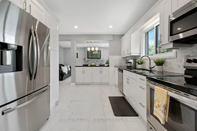 Additional image 14 of 14 Pathfinder Cres