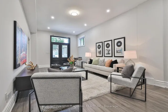 Additional image 31 of 528 Douglas Ave