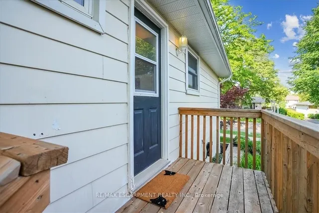 Additional image 32 of 2256 Sheffield Dr