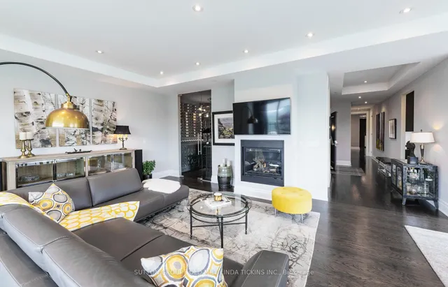 Additional image 6 of 30 Old Mill Rd Unit 1004