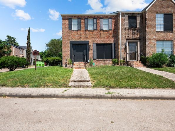 5764 Maple Hill Dr, Houston, TX 77088