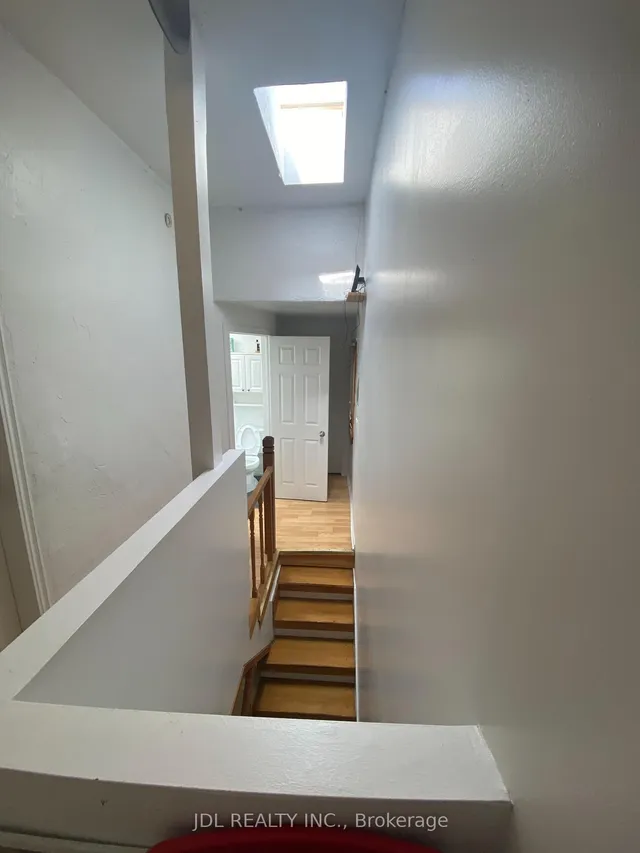 Additional image 9 of 48 Sullivan St