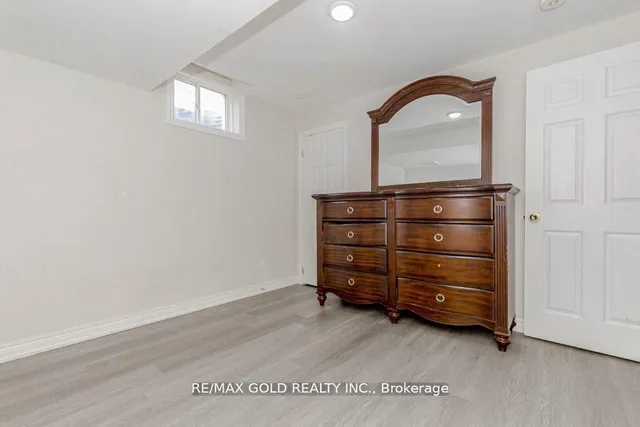 Additional image 46 of 66 Crumlin Cres