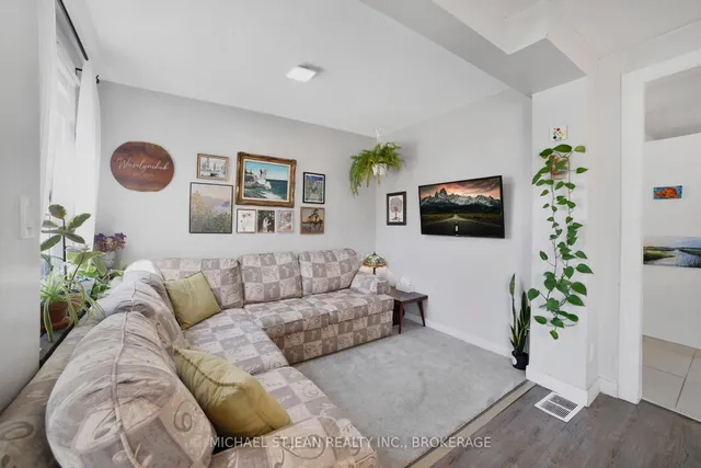 Additional image 10 of 10 Alice St