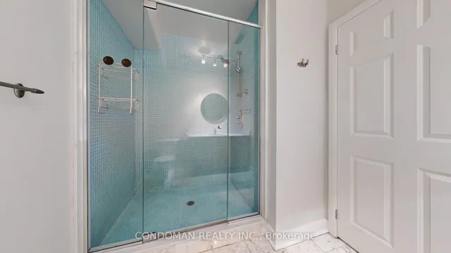 Additional image 20 of 32 De Grassi St