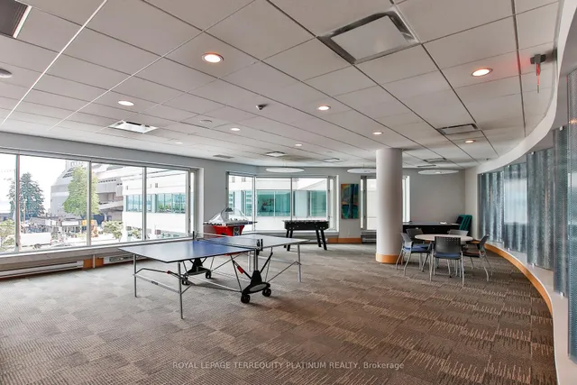 Additional image 34 of 10 Yonge St Unit PH6