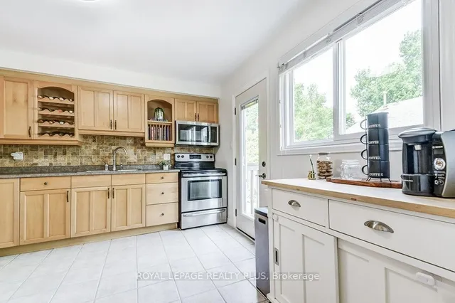 Additional image 14 of 748 Francis Rd