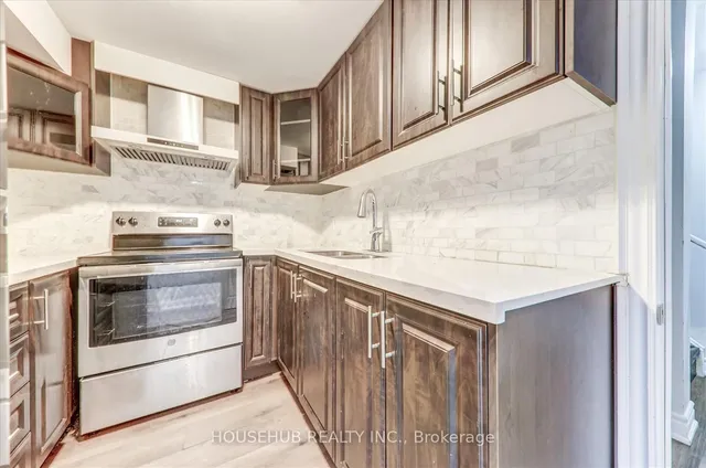Additional image 33 of 697 Ambroise Cres