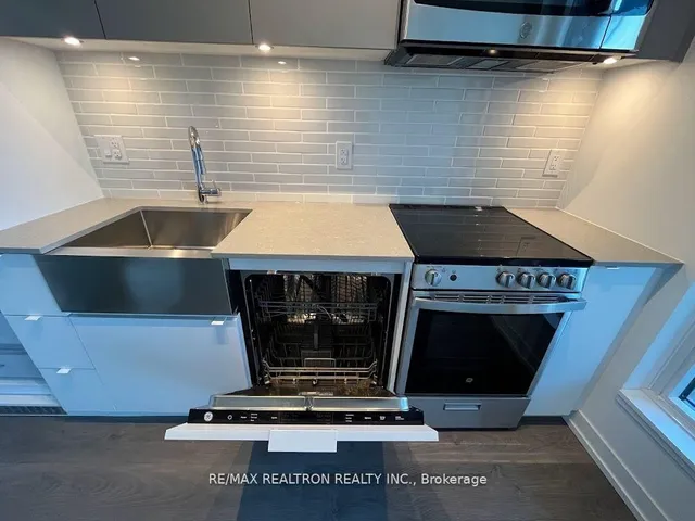 Additional image 16 of 270 Dufferin St Unit 619