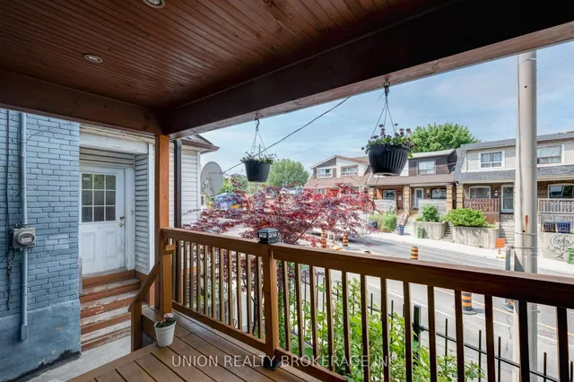 Additional image 4 of 793 Woodbine Ave