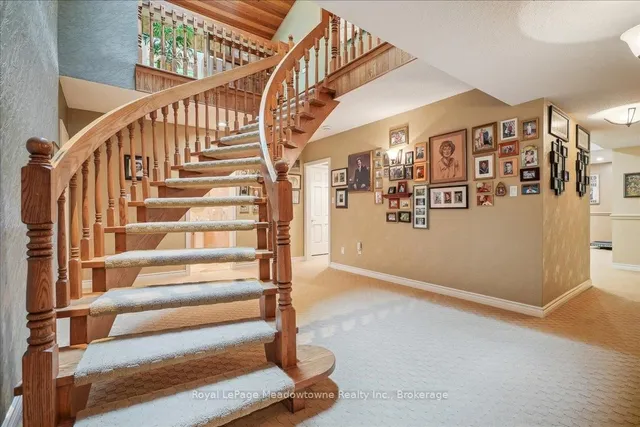 Additional image 29 of 5590 STEELES Ave