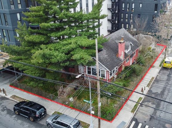 3423 Farragut Rd #1, Brooklyn, NY 11210