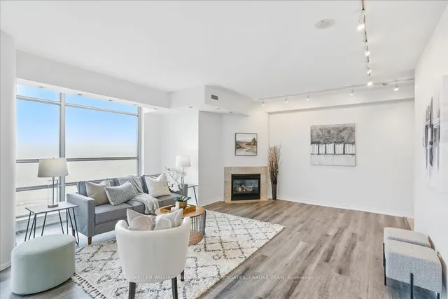 Additional image 6 of 5 Marine Parade Dr Unit 912