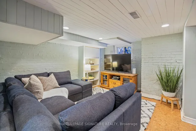 Additional image 31 of 41 Bright St