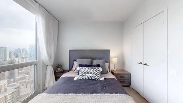 Additional image 27 of 45 Charles St Unit 2912