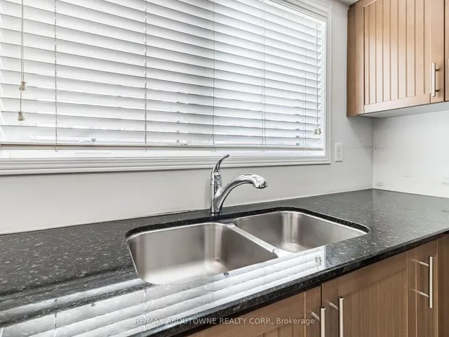 Additional image 19 of 2504 Post Rd Unit 20