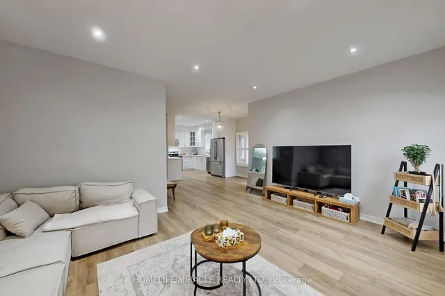 Additional image 17 of 467 Willmott Cres