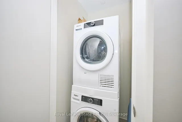 Additional image 11 of 600 North Service Rd Unit 204