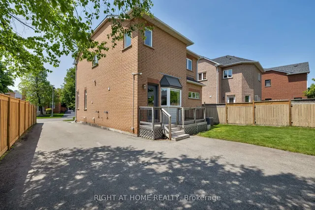 Additional image 40 of 2591 Castle Hill Cres