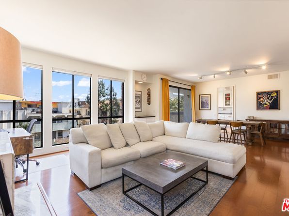 11805 Mayfield Ave APT 202, Los Angeles, CA 90049
