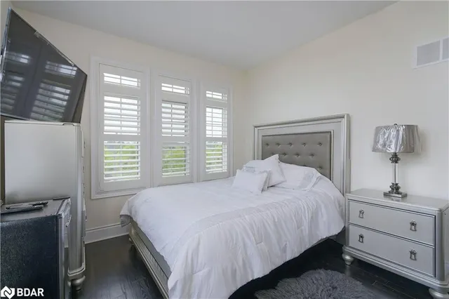 Additional image 26 of 1 Royal West Drive Dr