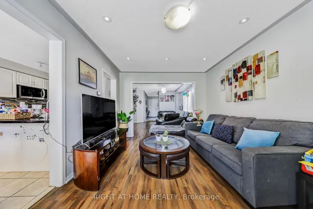 Additional image 11 of 28 Cedarvalley Blvd