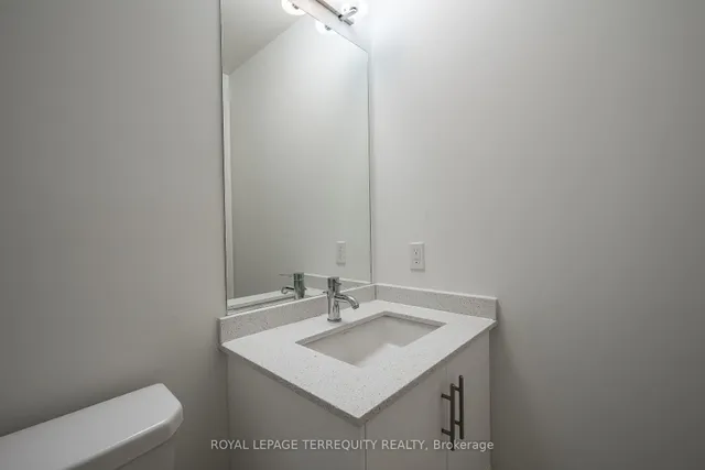 Additional image 17 of 460 Adelaide St Unit 1032