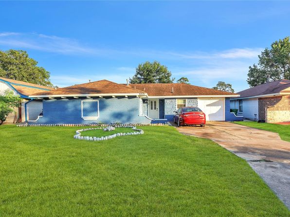 6315 Maple Hill Dr, Houston, TX 77088
