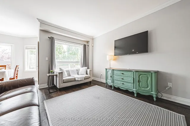 Additional image 15 of 19 Gwyn Crt