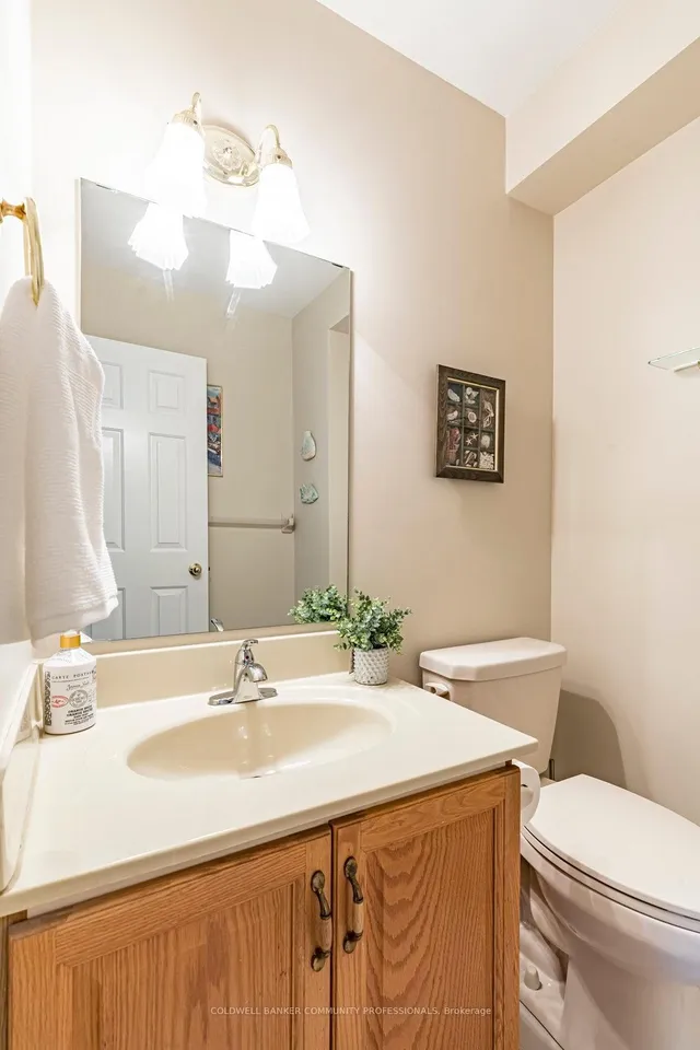 Additional image 22 of 2 Katie Crt