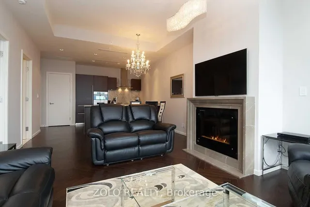 Additional image 8 of 180 University Ave Unit 5505