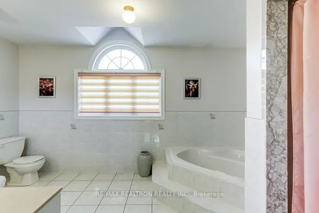 Additional image 28 of 23 White Ave